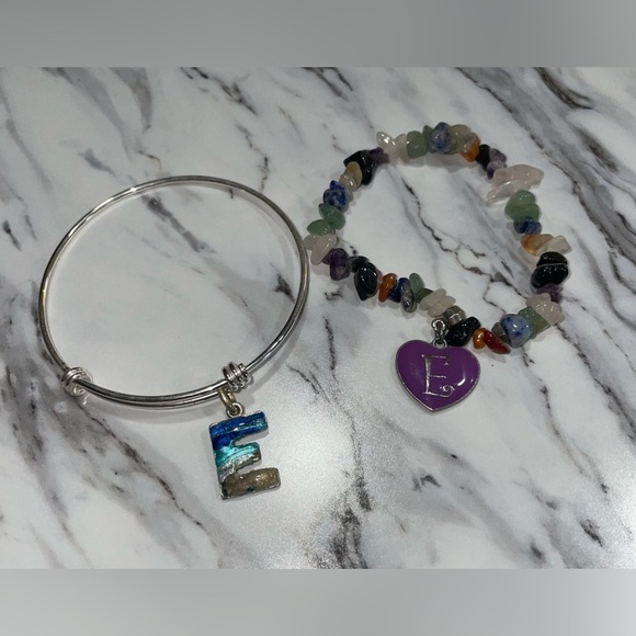 “E” initial bracelets - Picture 1 of 3
